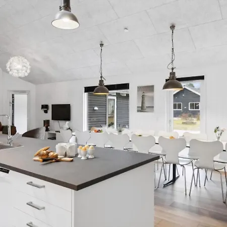 Villavilla 351 - Asserboliseleje, Nordsjaelland * Frederiksværk