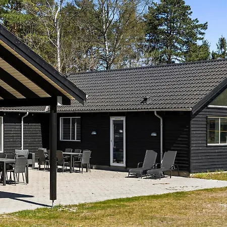 Villavilla 351 - Asserboliseleje, Nordsjaelland * Frederiksværk